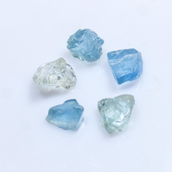 Aquamarine Crystal Raw Lot , Natural Aquamarine, Gemstone Raw , Aquamarine Tumble Loose Stone , Special Gift , Quartz Raw, Size - 6mm - 11mm