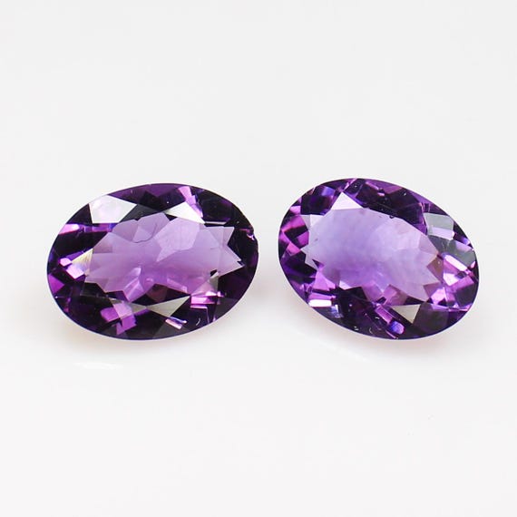 Natural Purple Amethyst Pair: Oval Cut Faceted Gemstones (14x10x6 mm, 9.20 CT)