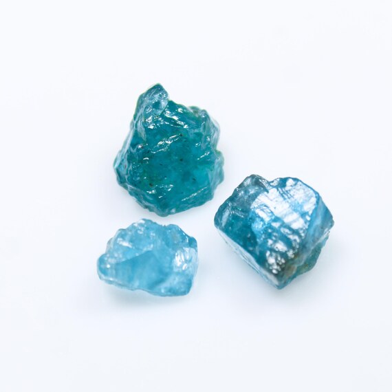 3 Pcs Apatite Rough Stone, 15.00 Carat Raw Apatite Crystal, Raw Apatite Chunks, Raw Apatite, Raw Apatite for Jewelry, 10 MM TO 12 MM