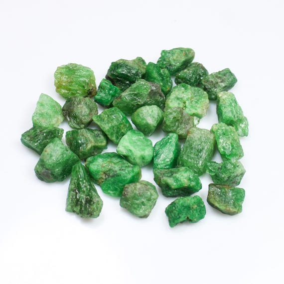 Green Garnet Crystal ,Tsavorite Garnet, Tanzanian Green Garnet, Tsavorite Garnet, Tsavorite Garnet Crystal, Raw Green Garnet