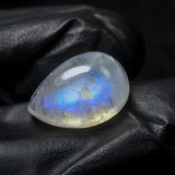 Rainbow Moonstone Cabochon: Pear Shape Loose Gemstone, 8.40 Carat