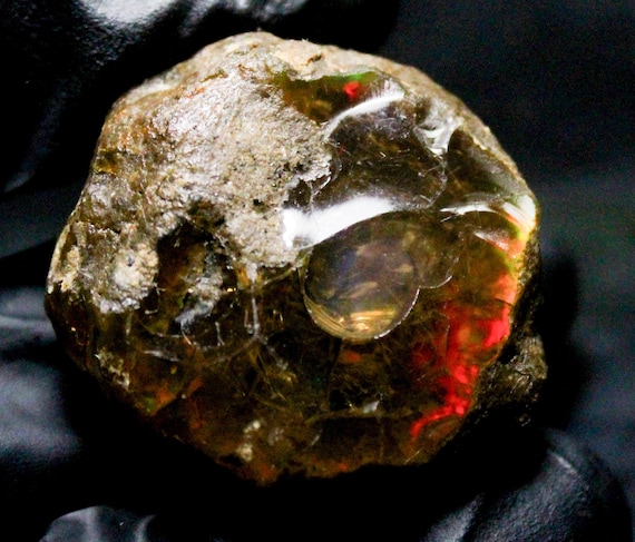 Ethiopian Opal Raw Specimen: Multi-Fire Crystal, 92.75 Carats