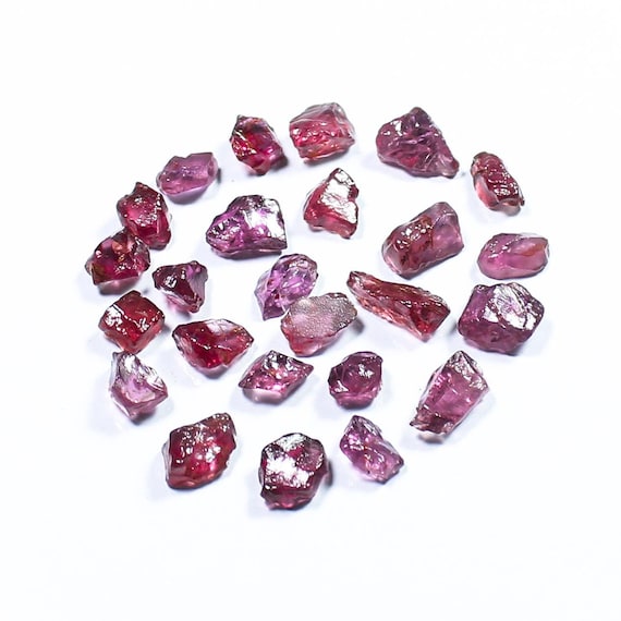 Natural Rhodolite Garnet Raw Lot 25 Pcs , Natural Rhodolite Garnet Rough, Garnet Crystal, Garnet Gemstone, Size 3mm -7mm, 20.00 Cts