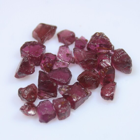 Natural Purple Garnet Rough Lot For Cutting And Making 5 mm to 12 mm Size 45.40 Carats Lot Small Size Raw 21 Pcs Lot In Purple Color