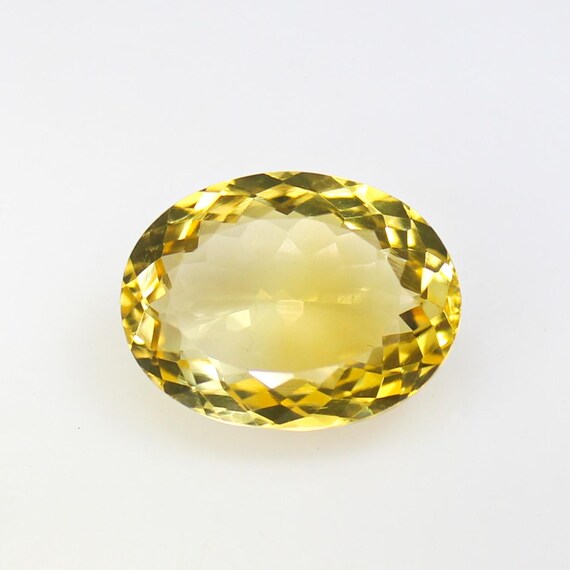 Faceted Yellow Citrine Gemstone: Oval Cut, 10.40 CTS