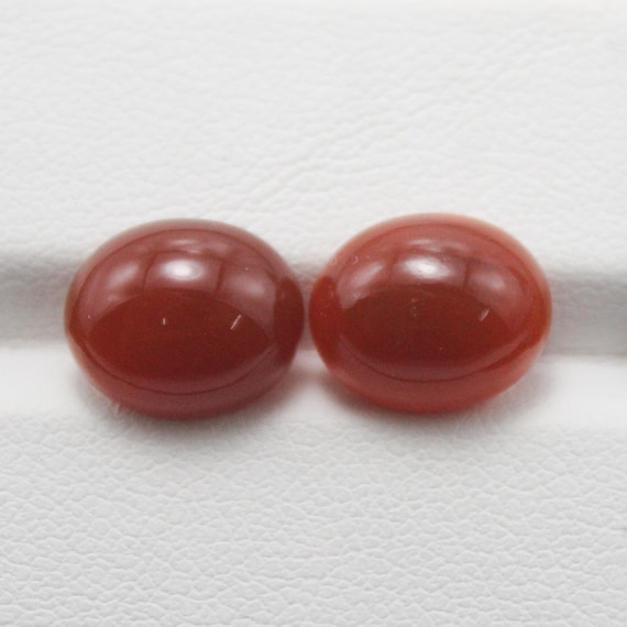 Natural Orange Carnelian Pair Cabochon: Oval Shape Gemstone 7.45 Carat 11x9x5 mm Size