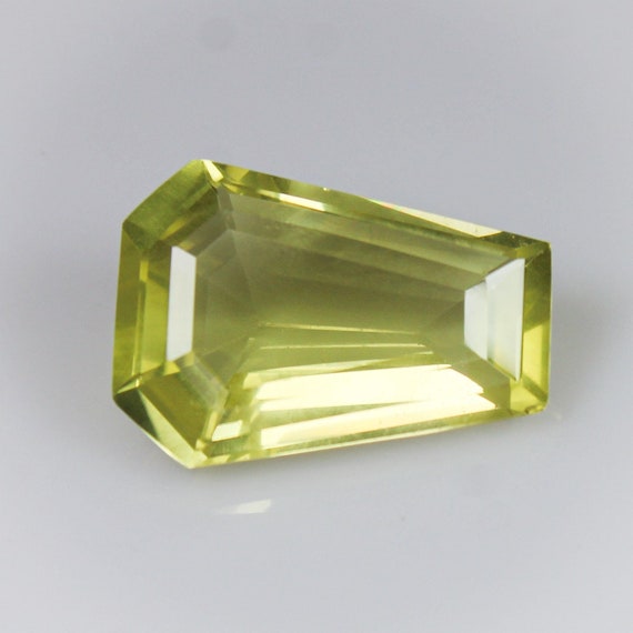 Coffin Cut Lemon Quartz Gemstone: Faceted Yellow Jewelry (18x13x7 MM, 9.0CT)
