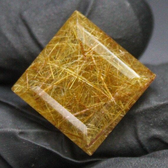 Natural Golden Rutile Faceted Quartz: Square Gemstone for Jewelry Making (11.60 Carats, 15x15x6 mm)