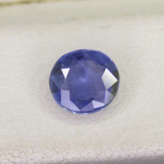 Natural Faceted Blue Sapphire Piece In Oval Shape 0.95 Carats 6X6X3 mm Size