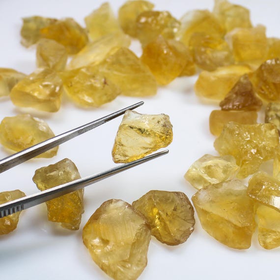 Rough Citrine Crystal Heart ,13MM TO 24 MM, Citrine Stone - Raw Citrine Stone - Healing Crystals and Stones , Making For Jewelry, Ring