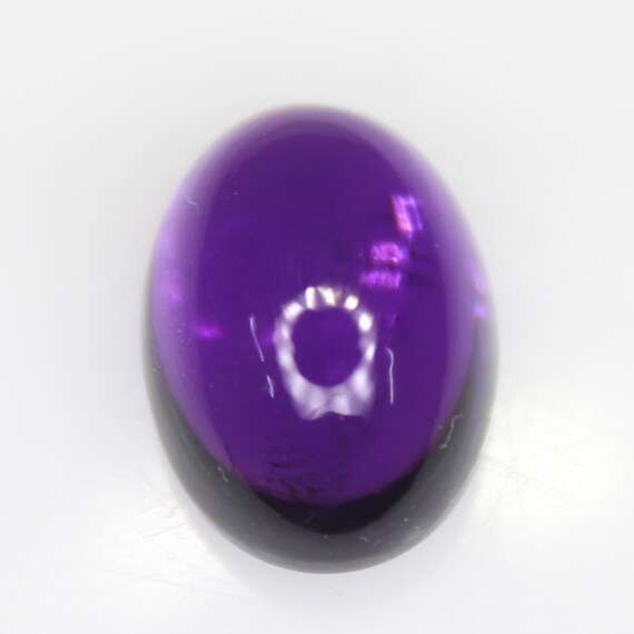 Natural Purple Amethyst Cabochon Piece In Oval Shape 7.90 Carats 13x10x8 mm Size