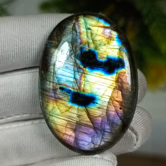 Purple Fire Labradorite Cabochon: Oval Rainbow Gemstone, 97.00 Cts