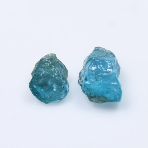 2 Pcs Apatite Rough Stone, 14.00 Carat Raw Apatite Crystal, Raw Apatite Chunks, Raw Apatite, Raw Apatite for Jewelry, 11 MM TO 15 MM