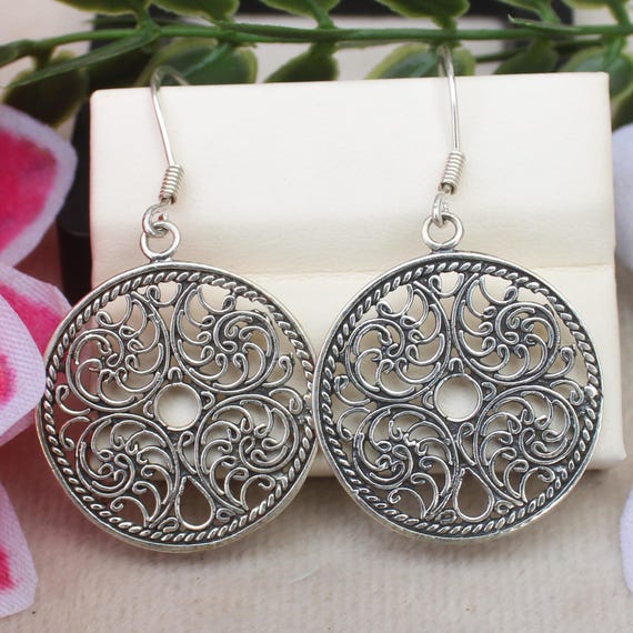 White Silver Vintage Earring With 925 Sterling 5.60 Grams