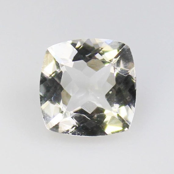 Natural Peach Morganite Gemstone: 1.65 Carat Cushion Cut, 8x8x4 mm