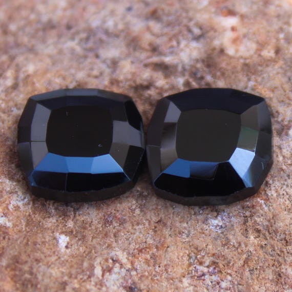 Black Spinal Pair Spinal Gemstone: Faceted Jewelry Making (13x13x3 MM, 11.80 CTS )