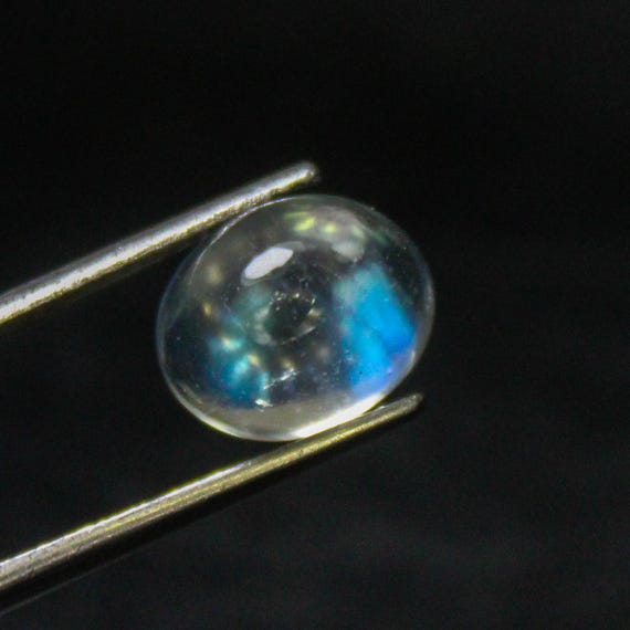 Rainbow Moonstone Cabochon: Oval Gemstone for Jewelry Making (10x8x6 mm, 3.70 Carat)