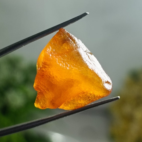 Natural Amber Raw, Beautiful Rare Amber Rough, Amber Loose Raw,    Orange 20x20x10 mm Raw,9.10 Carats Raw For Jewellery Making