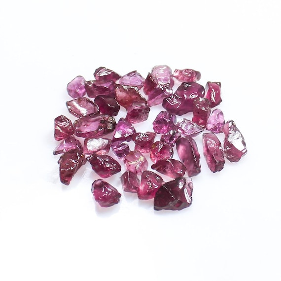 Natural Pink Rhodolite Garnet Raw Lot 40 Pcs , Natural Rhodolite Garnet Rough, Garnet Crystal, Garnet Gemstone, Size 3mm -7mm, 30.00 Cts
