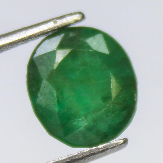 Faceted Zambian Emerald Gemstone: Oval Green Emerald, 2.70 Carats