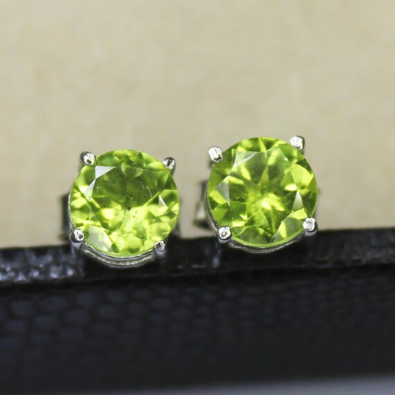 Natural Green Peridot Vintage Studs With 925 Sterling 1.75 Grams August Birthstone