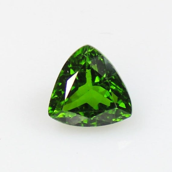 Dark Green Tourmaline Gemstone: Natural Trillion Cut, 1.55 CTS (7X7X5 MM)