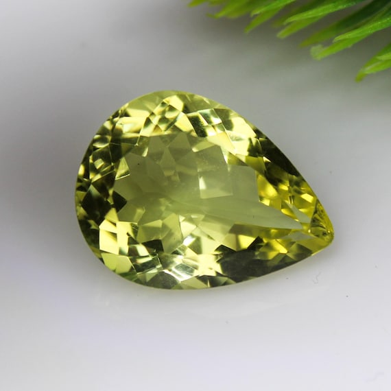 Faceted Pear Lemon Quartz Gemstone: Top Grade, 10.50 CT