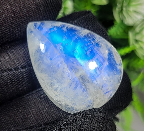 Amazing Quality Natural Rare Rainbow Moonstone Pear,High Quality Of Moonstone For Jewelery Making 53.25 Cts Piece,Huge 32X23X10 mm Moonstone