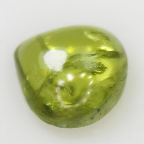 Natural Green Peridot Cabochon: 2.20 Carat Heart-Shape Gemstone 8.5x8.5x3 mm Size