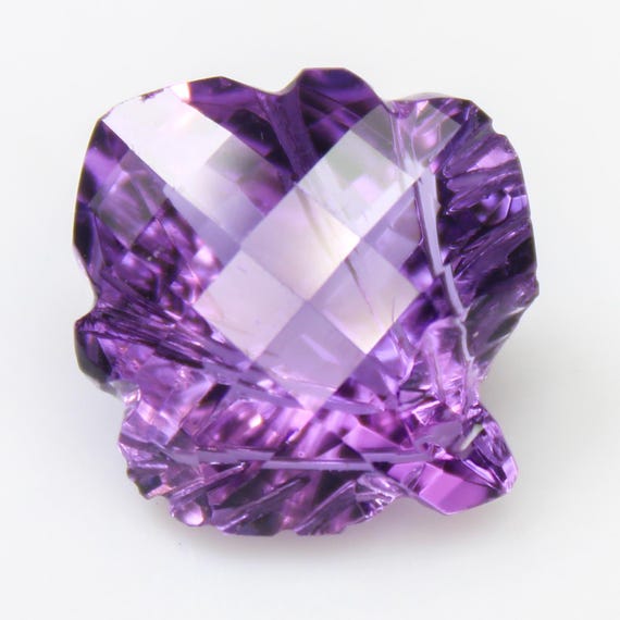 Natural Faceted Purple Amethyst Carving: Loose Gemstone 8.50 Carat ( 17x15x8 mm)