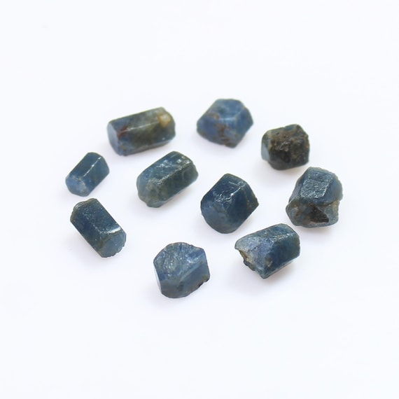 Raw Blue Sapphire Crystals: 10 Pcs Lot, 32.00 CTS, 6-10MM