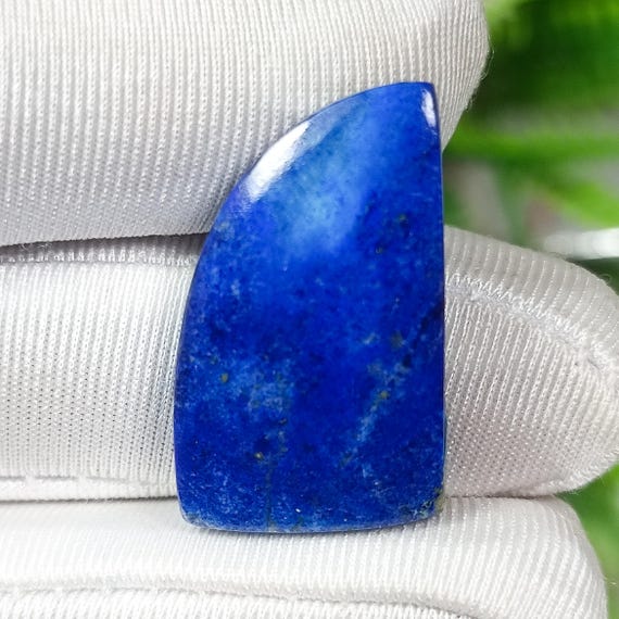 Natural Lapis Lazuli Cabochon: Deep Blue Canine Cut Gemstone (26x16x6 MM)