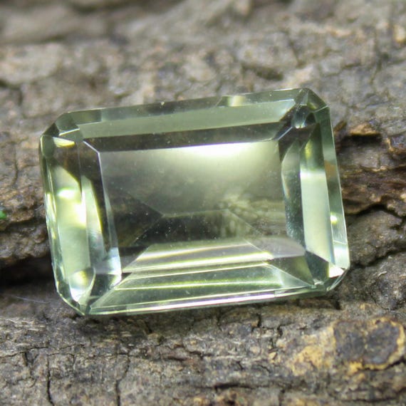 Faceted Green Amethyst Gemstone: 6.75 Carat Cushion Cut