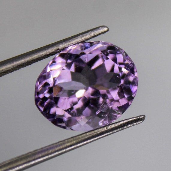 Faceted Pink Amethyst Gemstone: Oval Loose Stone, 5.00 Cts (12x10x8 MM)