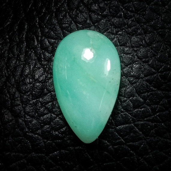 Natural Pear Chrysoprase Cabochon: Green Gemstone (15x9x7 MM)