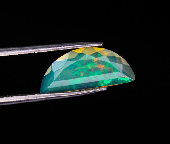 Natural Faceted Ethopian Opal,Amazing Faceted Ethopian Opal 1.30 Ct Piece,Beautiful Fancy Ethopian Opal ,Amazing Quality,16x7x3MM