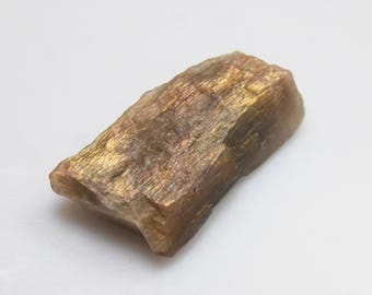 Raw Orange Sunstone Piece: Natural Gemstone for Jewelry Making (23.65 Carats, 27x14x8 mm)