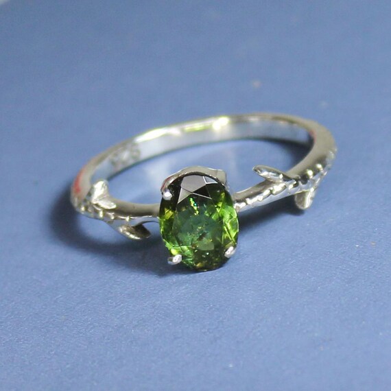 Green Tourmaline Ring: Vintage Sterling Silver Oval Cut