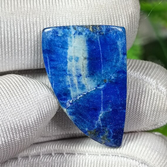 Natural Lapis Lazuli Canine Cut Cabochon: Deep Blue Gemstone (26x17x5 MM)