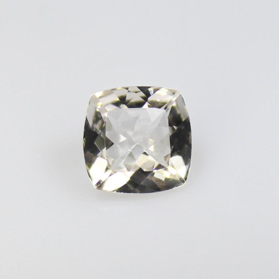 Natural Peach Morganite Gemstone: Faceted Cushion Cut, 1.15 Carats