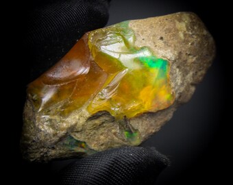 Natural White Ethiopian Opal Raw with Fire (45X25X15mm)