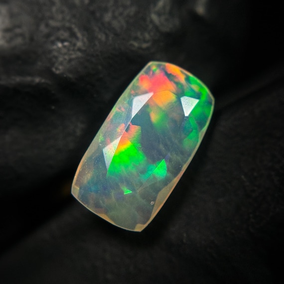 Faceted Ethiopian Opal: 1.50Ct Cushion Wello Fire Opal Gemstone