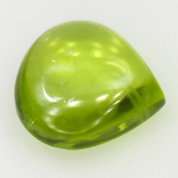 Natural Green Peridot Cabochon: 2.50 Carat Heart-Shape Gemstone 9x9x3mm Size