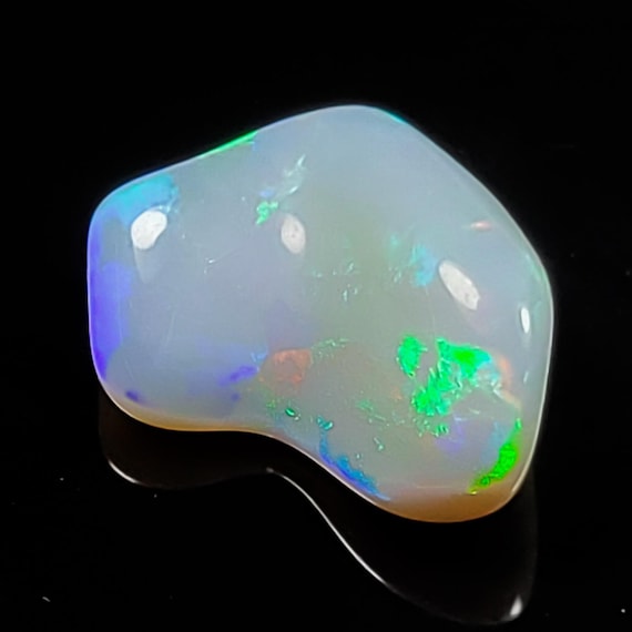 Natural Ethiopian Fire Opal Tumble, Multi Fire Color, 2.10 Carats (14x11x5 MM)