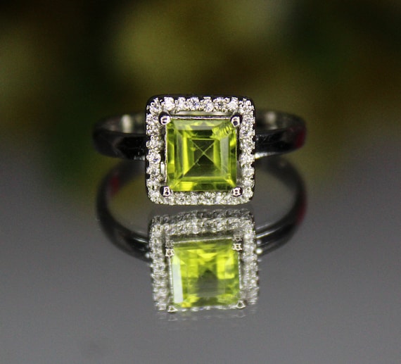 Natural Green Peridot Ring: Square Sterling Silver, US Size 7