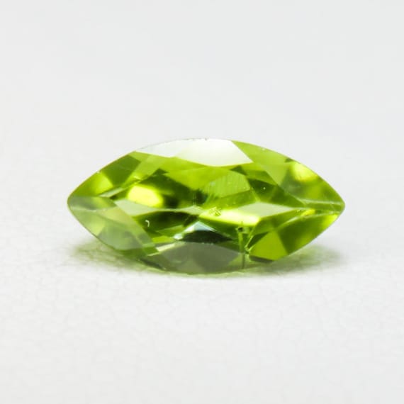 Faceted Marquise Peridot Gemstone: 1.25 Carat Natural Green