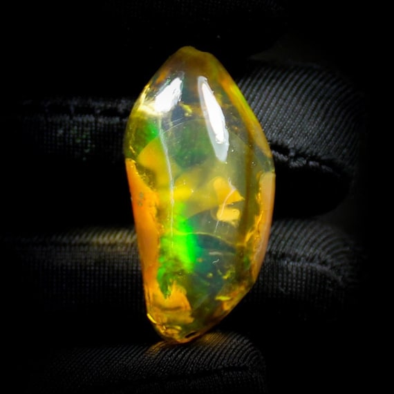 Rainbow Fire Opal Tumble, Opal Raw,Natural Specimen Opal, Opal Smooth Polished Raw, Opal Crystal, Opal Rough 24.00 Carats, 31x16x8mm
