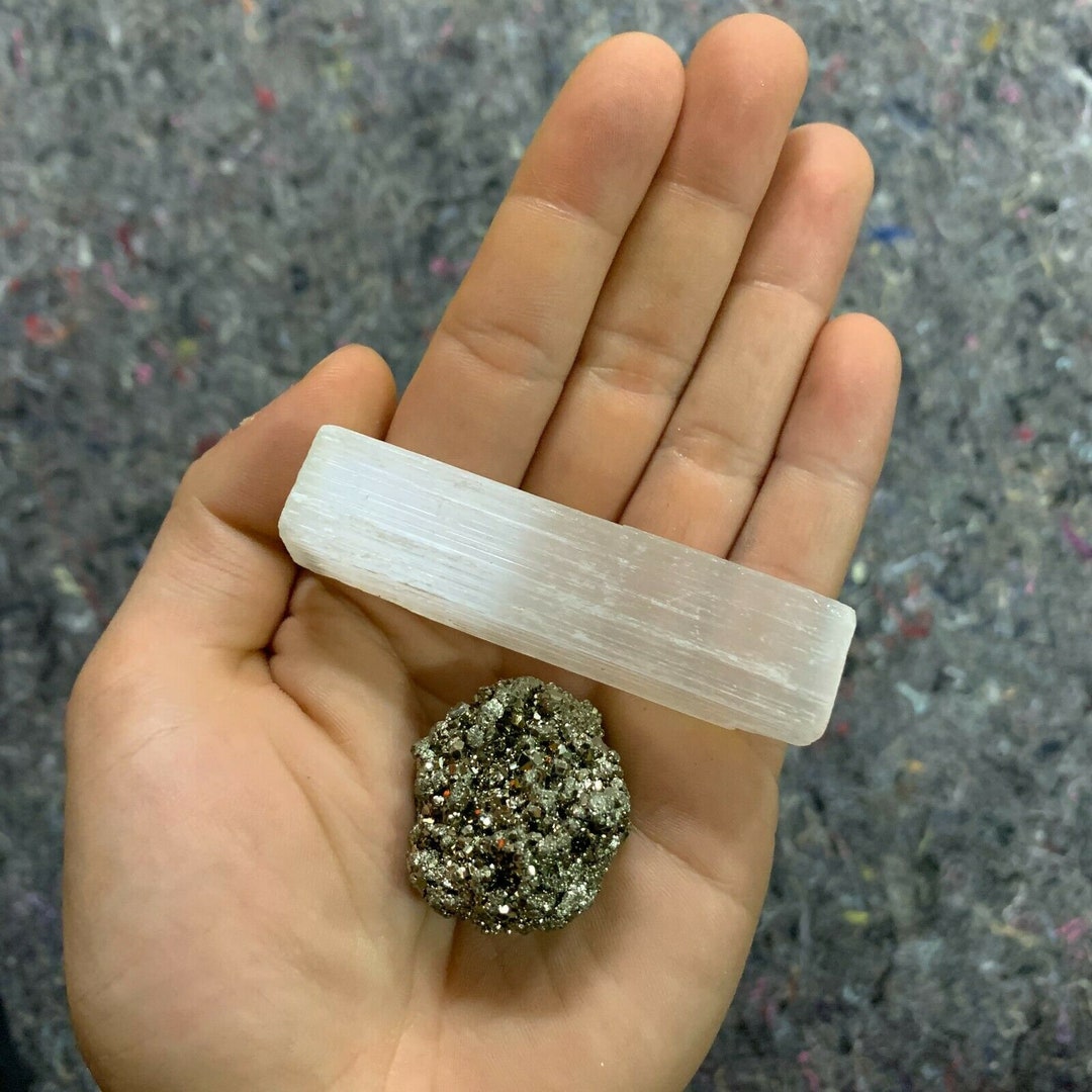 thumbnail interactive-video image 1 of Charged Bloodstone Rough Gemstone + FREE Selenite Charging Stick 1 of 2