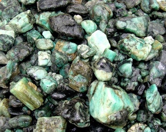 Summer Sale!! 2000 Carat Lots of Unsearched Natural Emerald Rough + a Free faceted Gemstone