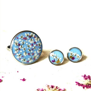 Ammi Majus Set aus Ring und Ohrringen mit echten Blumen. Schmucksets. Schmuck aus getrockneten Blumen. Botanischer Schmuck.
